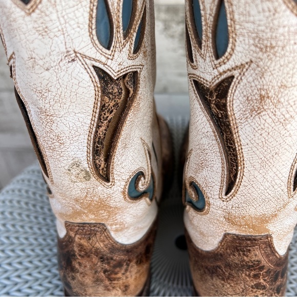 Stetson Distressed Leather Western Cowboy Boots - Picture 14 of 16
